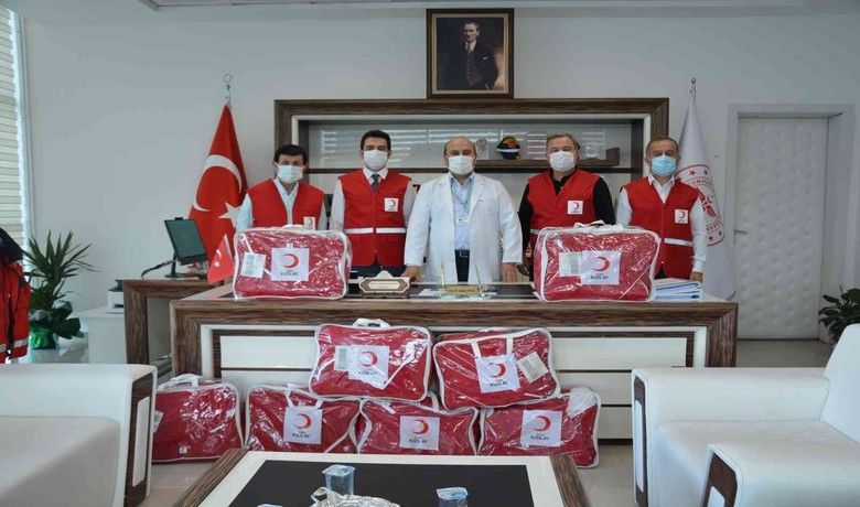 Bafra’da ’Sevgi Bohçası’ iş birliği
 - Türk Kızılay Bafra Şube Başkanı Ecz. Halim Demircan ve Yönetim Kurulu, Bafra Devlet Hastanesi Başhekimi Uzm. Dr. Alaiddin Domaç’ı ziyaret ederek Sevgi Bohçalarını teslim etti.