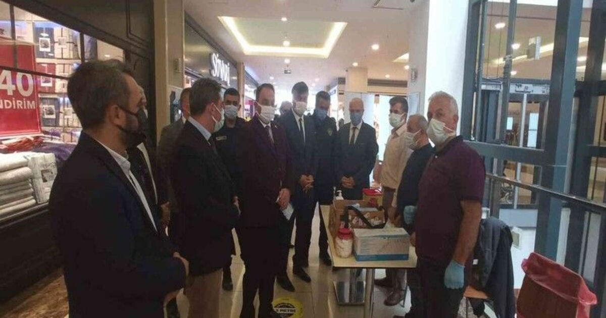 Bafra’da yerinde aşı uygulaması
