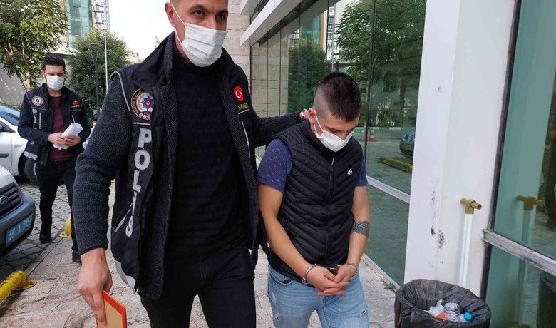 Uyuşturucu ticaretinden gözaltına alındı
 - Samsun’da uyuşturucu ticareti yaptığı iddia edilen bir kişi narkotik polisinin takibi sonucu yakalanarak gözaltına alındı.