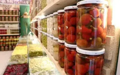 110 çeşit turşu raflarda yerini aldı
