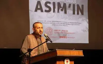 Prof. Dr. Çıkla, Akif’i anlattı
