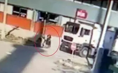 Samsun’da kamyonun karıştığı ölümlü kaza güvenlik kamerasında
