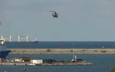 Sahil güvenlik helikopterinden nefes kesen eğitim
