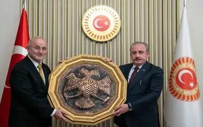 Rektör Ünal, TBMM Başkanı Şentop’u Samsun’a davet etti
