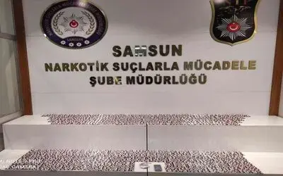 4 bin 596 kapsül uyuşturucu ele geçirildi: 2 gözaltı
