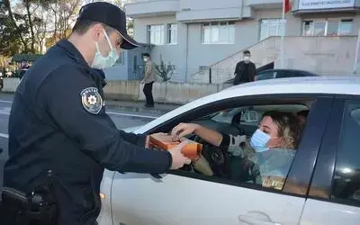 19 Mayıs’ta çikolata ikramlı trafik uygulaması
