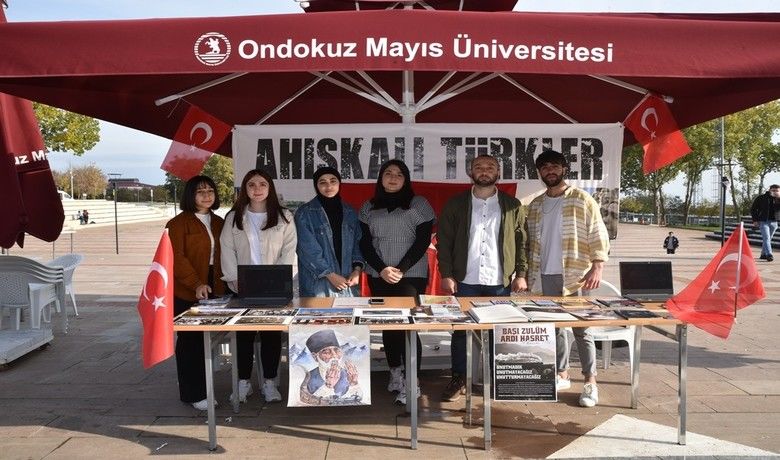 Sürgünün 77. yılındaAhıska Türkleri OMÜ’de anıldı - Ondokuz Mayıs Üniversitesi (OMÜ) Uluslararası Öğrenci Topluluğunda yer alan Ahıskalı öğrenciler,  1944 yılında sürgüne zorlanan Ahıska Türklerini, sürgünün 77.yılında OMÜ Yaşam Merkezinde düzenlenen törenle andı.