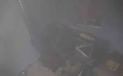 Tutuşturucu jel ile sobayı yakmak isterken evi yaktı
