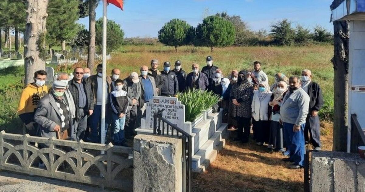 Şehit polis memuru mezarı başında dualarla anıldı
