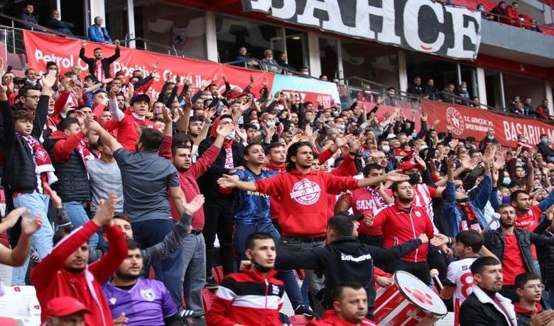 Öğrenciler Samsunspormaçlarını ücretsiz izleyecek - 18 yaş arası tüm öğrencilerin sezon sonuna kadar maçları ücretsiz izleyeceğini duyurdu.