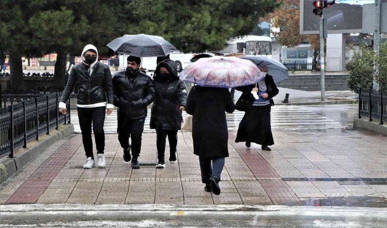 Samsun’da sağanak
 - Samsunlular güne yağmurlu hava ile başladı. Hava sıcaklığı 10 dereceye kadar düştü.