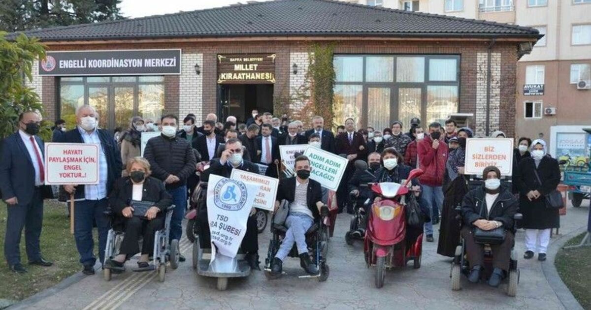 Engellilerin el emeği ürünleri sergilendi
