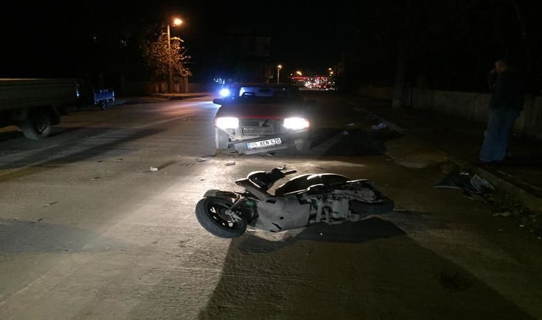 Ters Yöne Giren Araç Motosiklete Çarptı: 1 Yaralı