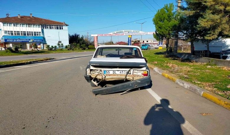 Samsun’da trafik kazası: 2 yaralı
 - Samsun’un Çarşamba ilçesinde meydana gelen trafik kazasında 2 kişi hafif yaralandı.