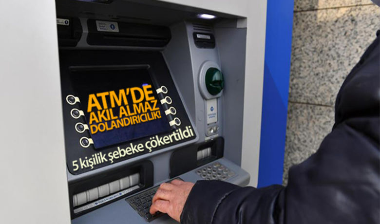 ATM'de akıl almaz dolandırıcılık - İstanbul’da banka ATM’lerine yerleştirdikleri aparatla paranın sıkışmasını sağlayarak büyük bir vurgun yapan 5 kişilik şebeke, düzenlenen operasyonla çökertildi. Zanlıların, levye, maşa ve cımbız gibi aletlerle ATM’de sıkışan paraları çekme anları güvenlik kameralarına yansıdı.