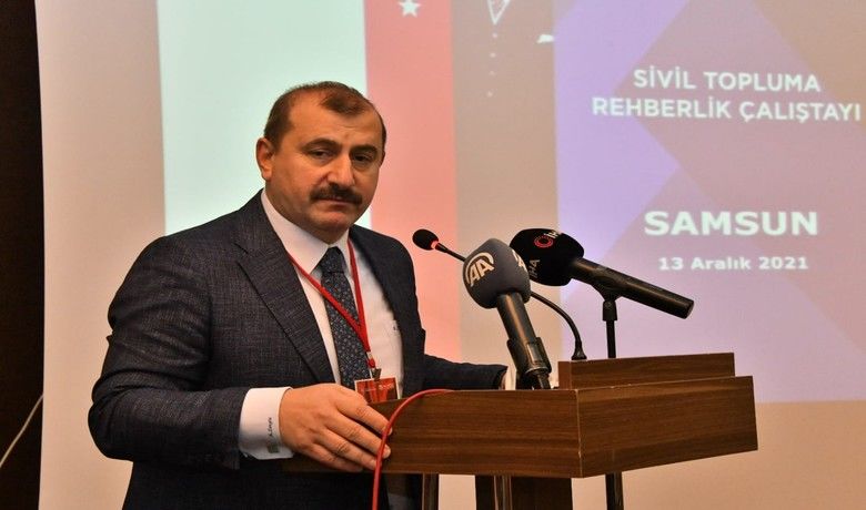 Daire Başkanı Zengin: “Türkiye’de dernekler30 milyar TL bütçeye hükmediyor” - SAMSUN (İHA) – Sivil Toplumla İlişkiler Genel Müdürlüğü İşlemler ve Mevzuat Daire Başkanı Adnan Zengin, “Dernek üye sayılarımız Türkiye genelinde yaklaşık 10 milyonu buldu. Yaklaşık 30 milyar TL bütçeye hükmeden bir sektörden bahsediyoruz” dedi.