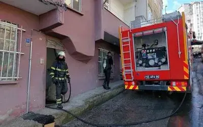 Terasta yangın

