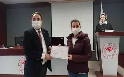 Kursiyerlerin belge heyecanı
