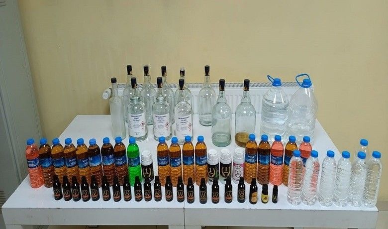 Samsun’da sahte alkol operasyonu: 1 gözaltı
 - Samsun’da sahte alkol ele geçirildi, 1 şüpheli şahıs gözaltına alındı.