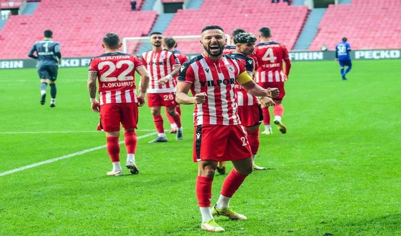 Samsunspor’un ilk yarı karnesi
 - beyazlı ekipte en golcü oyuncu 8 golle Yasin Öztekin oldu.