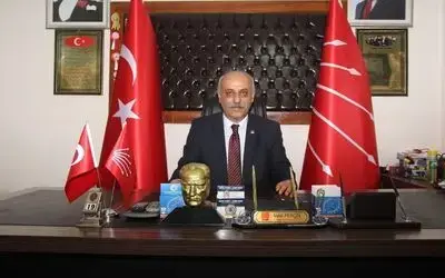 Chp İlçe Başkanı Vahit Perçin'den Yeni Yıl Kutlaması