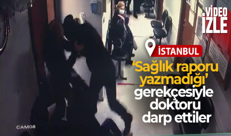 Üsküdar'da 'sağlık raporu yazmadığı'gerekçesiyle doktoru darp ettiler - Üsküdar'da aile sağlık merkezine gelen bir çift, kendilerine sağlık raporu vermeyen aile hekimine tekme ve yumruklarla saldırdı. Çiftin aile hekimine tekmeli yumruklu saldırısı güvenlik kamerasına yansıdı.