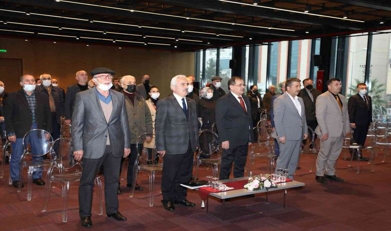 Başkan Demir: “Muhtarlar gözümüz, kulağımız”
 - Samsun Büyükşehir Belediye Başkanı Mustafa Demir, ‘Afet ve göç yönetiminde muhtarların rolü ve önemi’ konulu toplantıya katıldı. Başkan Demir, "Bizler belediye başkanları olarak şehrimizden sizler de muhtarlar olarak mahallelerinizden sorumlusunuz. Afet anında da muhtarlar bizim gözümüz kulağımız olacak” dedi.