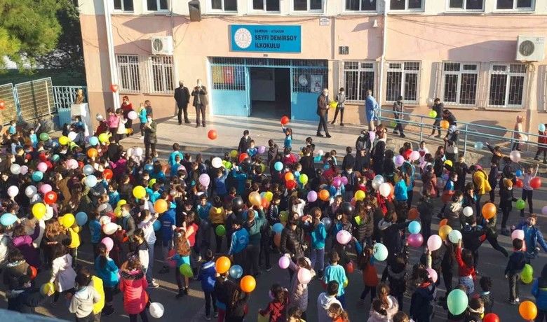 Samsun’da 262 binöğrenci yarıyıl tatiline girecek - Samsun’da 2021-2022 eğitim-öğretim yılının birinci döneminin sona ereceği 21 Ocak Cuma gününde yaklaşık 262 bin öğrenci yarıyıl tatiline girecek.