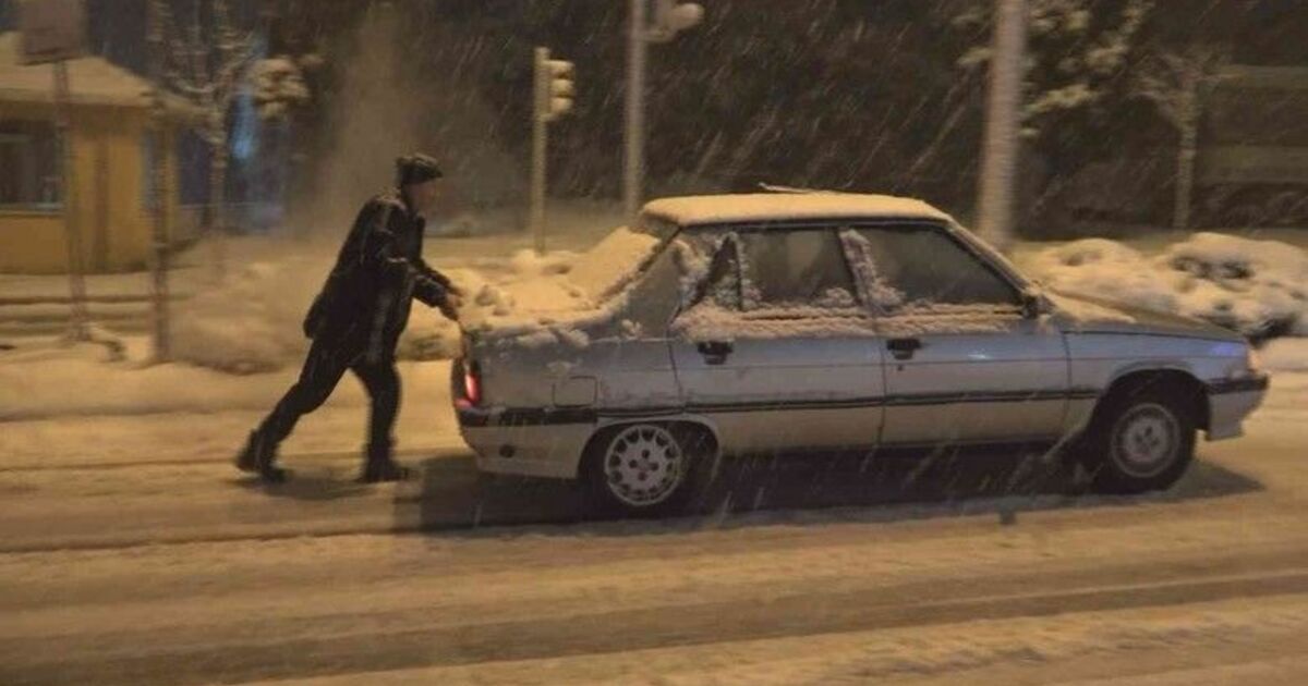 Bafra’da yoğun kar yağışı