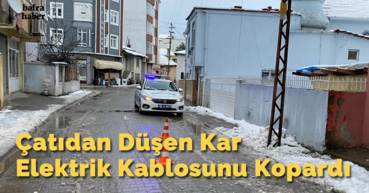 Çatıdan Düşen Kar Elektrik Kablosunu Kopardı