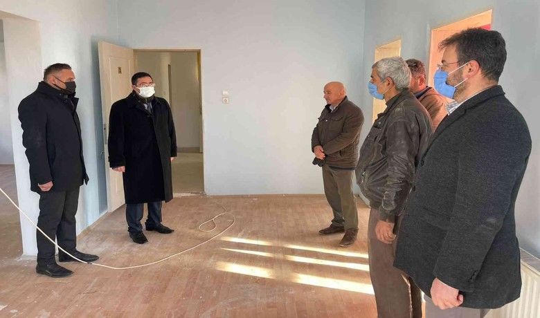 Kaymakam Zaman: "4-6 yaş grubu önemli"
 - Kur’an kursu inşaatında incelemelerde bulunan Samsun Alaçam Kaymakamı Fikret Zaman, “Eğitim ve öğretim doğumdan ölüme kadar devam eden bir süreçtir. 4-6 yaş grubu ise hakikaten önemli. Ağaç yaşken eğiliyor" dedi.
