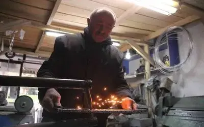 Babadan kalma ’tenekecilik’ mesleğini yaşatıyor
