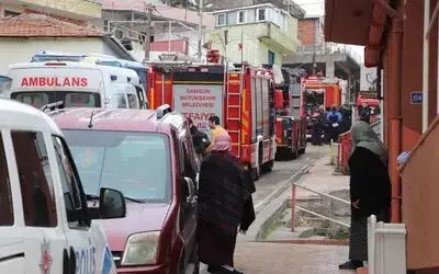 Boş evde çıkan yangında 1 kişi dumandan etkilendi
