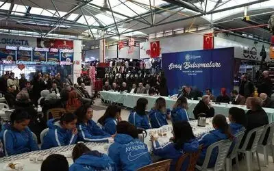 Başkan Demir: “Yabancılar Çarşısı, Millet Bahçesi statüsü kazanarak artık resmi hale geldi”
