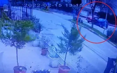 Samsun’da 3 kişinin yaralandığı kaza kamerada
