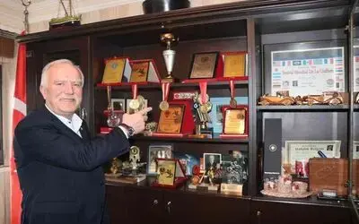 30 yıldır başkan
