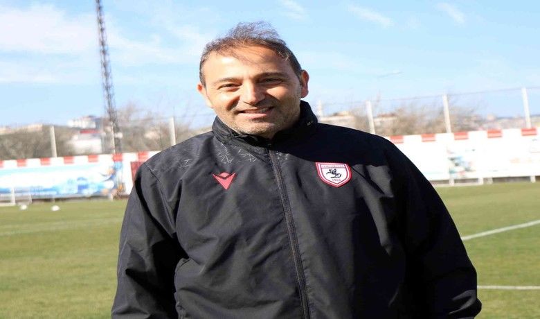 Fuat Çapa: "Hedefimizin 2 puan gerisindeyiz"
 - Samsunspor Teknik Direktörü Fuat Çapa, ligin ikinci devresinde oynadıkları 5 maçtan 11 puan hedeflediklerini fakat bu maçlardan 9 puan aldıklarını belirterek, "Hedefimizin 2 puan gerisindeyiz" dedi.