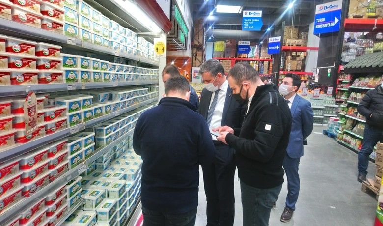 Samsun’da KDV denetimleri
 - Samsun’da KDV oranının yüzde 8’den yüzde 1’e indirilmesinin ardından marketler, pazar yerleri, sebze ve meyve halleri ve gıda toptancılarında denetimler başlatıldı.
