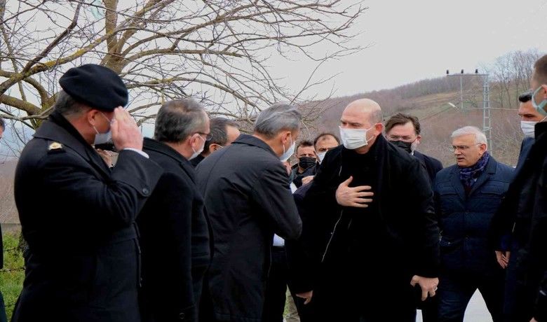 Bakan Soylu’nun dayısı toprağa verildi
 - İçişleri Bakanı Süleyman Soylu’nun dayısı Ali İhsan Reis (86), Samsun’da toprağa verildi.