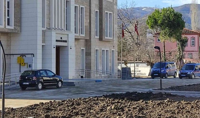 Alaçam'daki Şüpheli ölümle ilgili 4 kişi adliyede