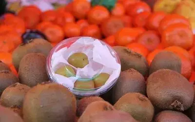 4 tanesi 50 TL’den satılan erik hamilelerin ilgi odağı
