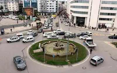 ‘Akıllı kavşak’ çalışmaları Cumhuriyet Meydanı’nda başladı

