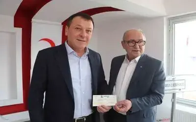 İş adamı Adnan Ölmez’den Ukrayna’ya 200 bin TL bağış
