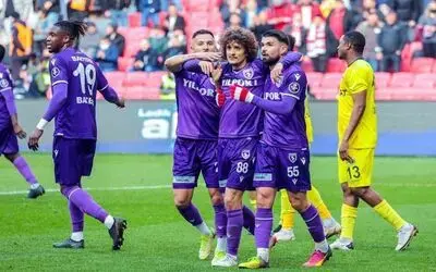 1. Lig’de evinde maç kaybetmeyen takım kalmadı

