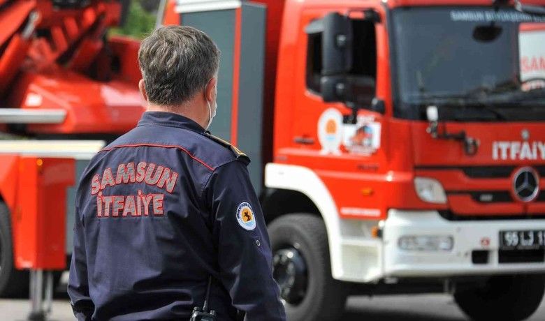 Samsun’da 4 ilçeye 4yeni itfaiye istasyonu yapılacak - Samsun Büyükşehir Belediyesi, tarafından İlkadım, Atakum, Terme ve Yakakent ilçelerine kazandırılacak itfaiye istasyonlarının ihalesinin yıl içinde yapılacağı açıklandı.