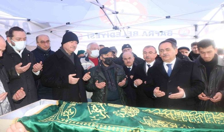 Bakan Soylu kuzeninin cenazesi için Bafra'ya geldi