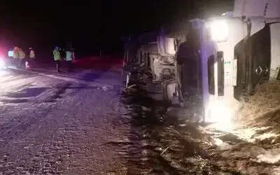 Samsun’da tır devrildi: 1 ölü
