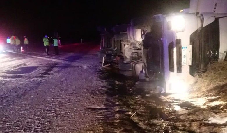 Samsun’da tır devrildi: 1 ölü
 - Samsun’da tırın devrildiği kazada sürücü olay yerinde hayatını kaybetti.