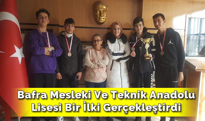 Bafra Mesleki Ve Teknik AnadoluLisesi Tırmanış Yarışmasında Başarı Elde Etti - Samsun'da yapılan okullar arası Spor Tırmanış yarışmasında başarı elde eden Bafra Mesleki ve Teknik Anadolu Lisesi, Trabzon'da yapılacak olan bölge yarışmasına katılmaya hak kazandı.