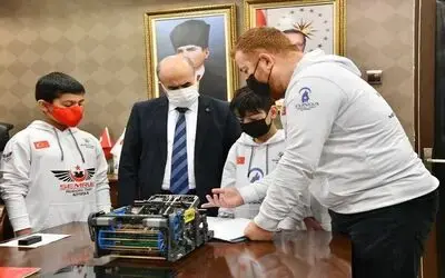 Vali Dağlı’dan dünyanın en büyük robotik yarışmasına katılacak gençlere tebrik
